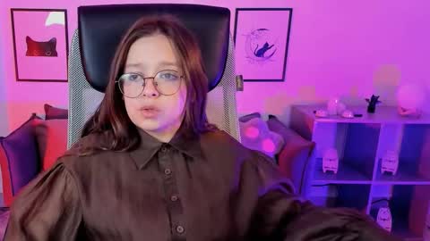 Eva online show from 03-19-26, 04:11