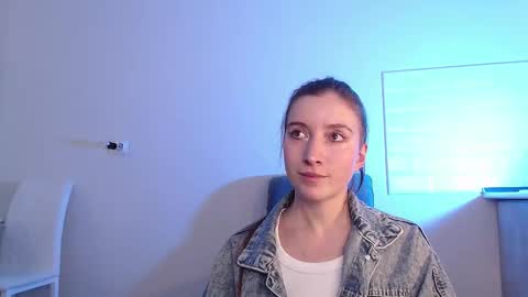 Eva online show from 03-19-26, 04:05