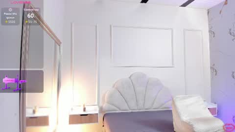 Snapshot of evahalston chatting on 06-24-26, 08:30 evahalston online show from 06-24-26, 08:30