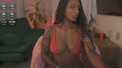 Snapshot of evajacksss_ chatting on 06-22-26, 07:55 evajacksss_ online show from 06-22-26, 07:55
