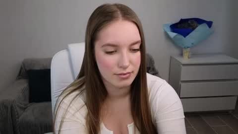 Eva online show from 02-05-25, 09:15