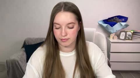 Eva online show from 11-21-25, 08:07