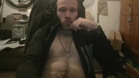 Snapshot of evalsmac chatting on 02-28-26, 08:10 Han online show from 02-28-26, 08:10