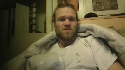 Snapshot of evalsmac chatting on 03-02-26, 08:15 Han online show from 03-02-26, 08:15