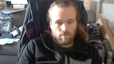 Snapshot of evalsmac chatting on 03-18-26, 12:08 Han online show from 03-18-26, 12:08