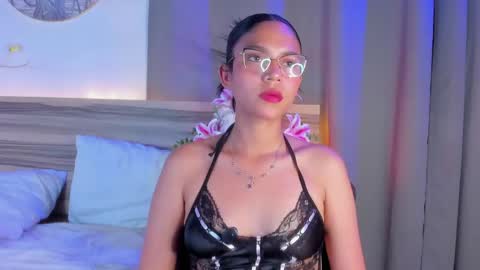 Snapshot of evalune_ chatting on 05-08-26, 09:31 . online show from 05-08-26, 09:31
