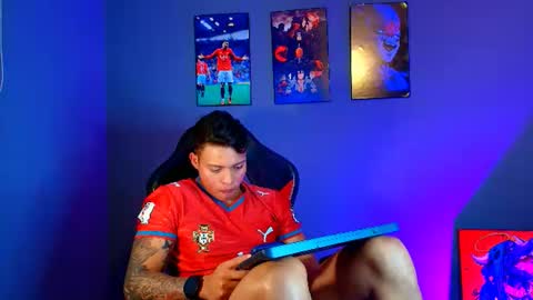 EVAN GREY online show from 07-23-26, 01:58