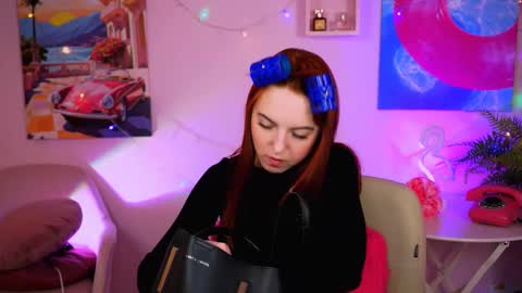 Eva  online show from 01-24-25, 08:44