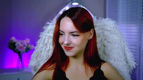 Eva  online show from 11-30-25, 12:42