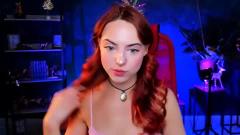 Eva  online show from 06-10-26, 12:15