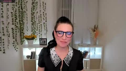 Evanessa online show from 04-30-26, 10:32