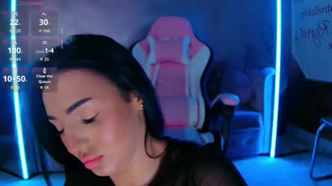 Eva online show from 11-05-25, 05:57