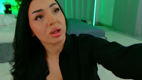 Eva online show from 05-16-26, 06:39