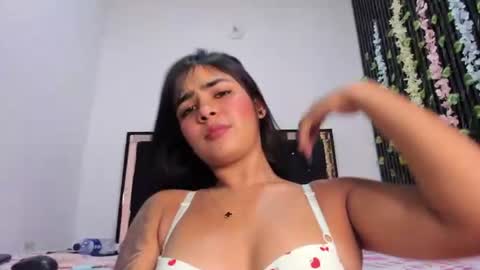 EVANGELINE online show from 06-10-26, 07:57