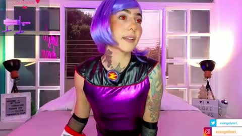 Snapshot of evangelyne1 chatting on 01-04-25, 03:39 Evangelyne online show from 01-04-25, 03:39