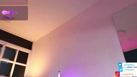 Snapshot of evangelyne1 chatting on 01-19-25, 09:34 Evangelyne online show from 01-19-25, 09:34