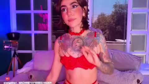 Snapshot of evangelyne1 chatting on 02-24-25, 03:42 Evangelyne online show from 02-24-25, 03:42