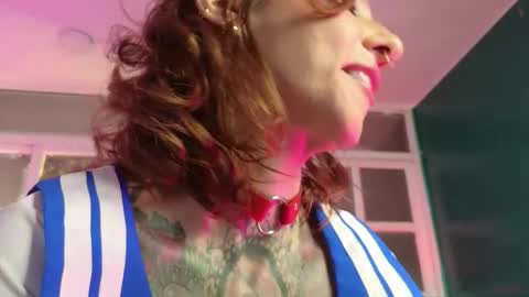 Snapshot of evangelyne1 chatting on 10-04-25, 03:43 Evangelyne online show from 10-04-25, 03:43