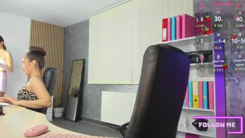 Snapshot of evanoellex chatting on 06-08-26, 01:28 Your Fantasy online show from 06-08-26, 01:28