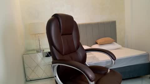 E V A N S online show from 03-03-26, 11:54