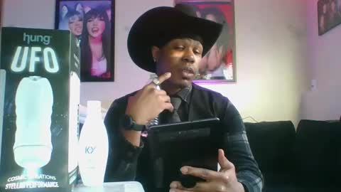 Snapshot of evanschris2048 chatting on 03-01-25, 03:38 evanschris2048 online show from 03-01-25, 03:38