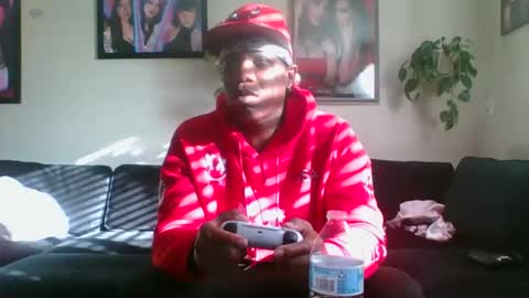 Snapshot of evanschris2048 chatting on 11-21-25, 09:35 evanschris2048 online show from 11-21-25, 09:35