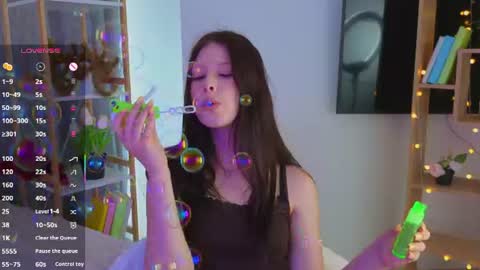 EvaOnyx online show from 06-12-26, 04:28