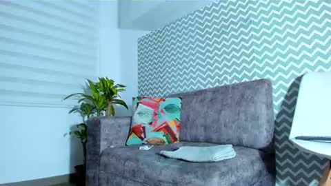 evapalmer_1 online show from 07-25-26, 08:12