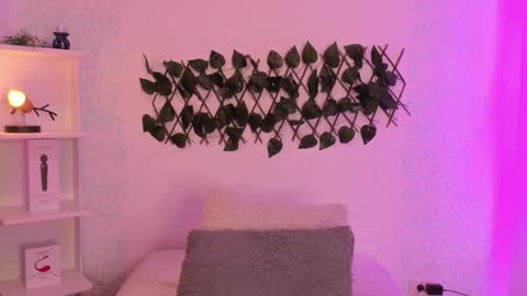 Snapshot of evaritz__ chatting on 02-22-26, 09:57 EVARITZ online show from 02-22-26, 09:57