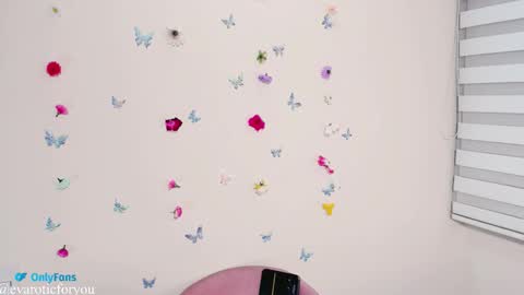 Eva online show from 11-04-25, 11:15