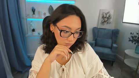 Snapshot of evasarazardje chatting on 10-06-25, 04:10 evasarazardje online show from 10-06-25, 04:10