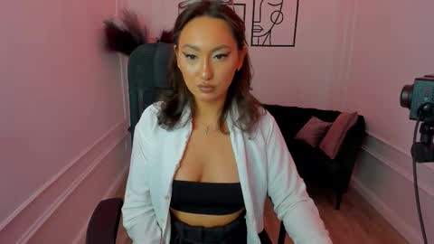 Snapshot of evasarazardje chatting on 10-10-25, 08:08 evasarazardje online show from 10-10-25, 08:08