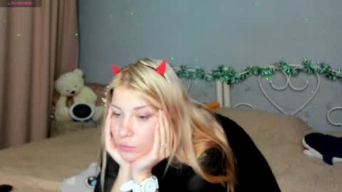 Eva online show from 12-14-24, 03:18