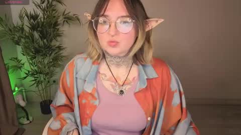 EvaTheWitcher online show from 06-08-26, 01:39