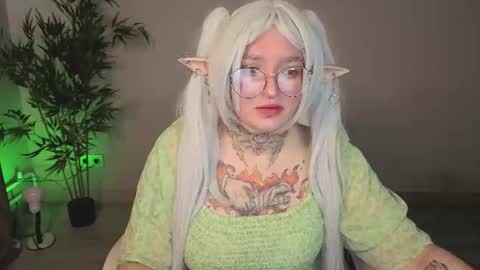EvaTheWitcher online show from 06-15-26, 01:52