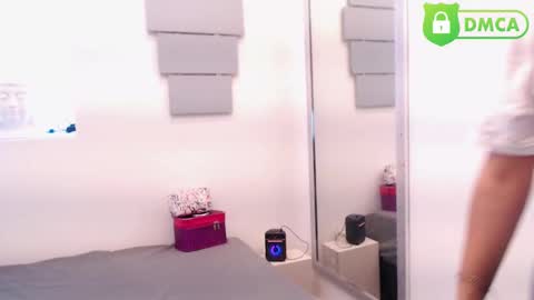 Eva Twiss online show from 09-18-25, 11:56