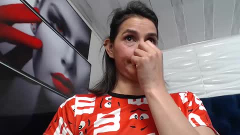  Eva  online show from 02-14-25, 06:56