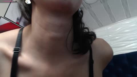  Eva  online show from 03-06-25, 08:37