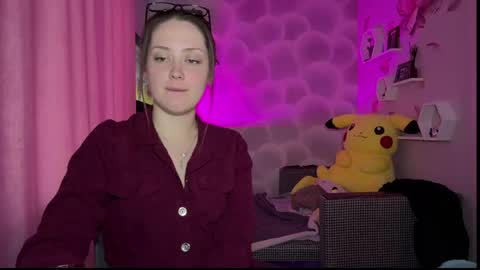 Snapshot of evaxblush chatting on 04-15-26, 09:05 EvaxBlush online show from 04-15-26, 09:05