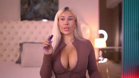Eva online show from 06-22-26, 11:07