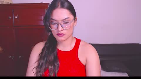 Snapshot of eve_rox18 chatting on 09-10-25, 10:26 Eve Rox18 online show from 09-10-25, 10:26