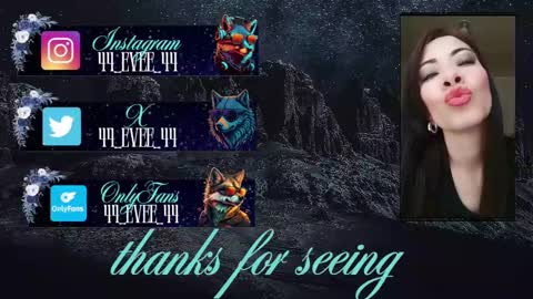 Snapshot of evee_e chatting on 03-12-25, 06:00 Evee online show from 03-12-25, 06:00