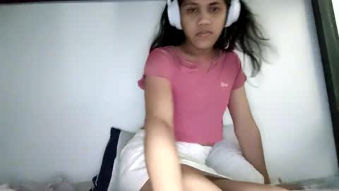 eveee228 online show from 10-11-25, 03:39