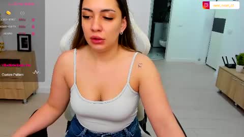 eveeevian online show from 06-25-26, 12:20