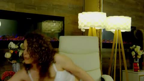 EveHamilton online show from 02-11-25, 09:25