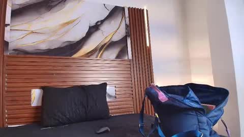 cielo online show from 10-07-25, 03:04