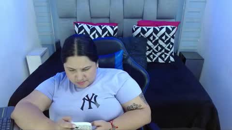 evelin zaens online show from 09-16-25, 06:03