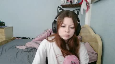 Alice 3 online show from 07-06-26, 08:55