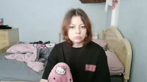 Alice 3 online show from 07-14-26, 09:36