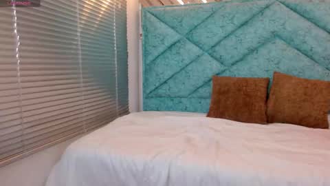 Eveline  online show from 02-27-25, 10:53